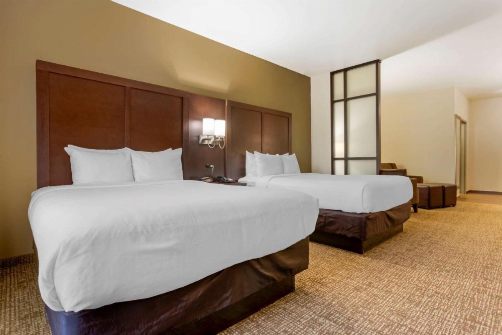 Comfort Suites Little Rock Image 19
