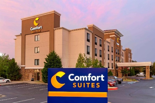 Comfort Suites Little Rock image 34