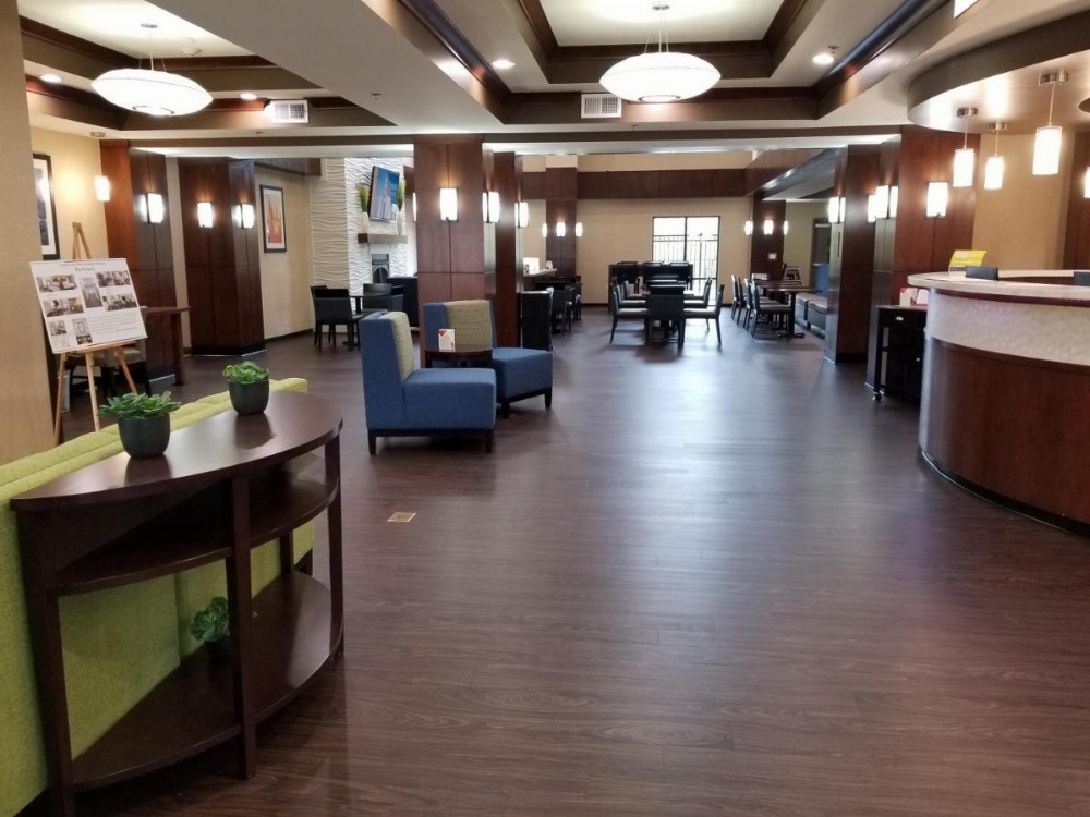 Comfort Suites Little Rock Image 42