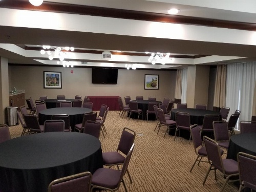 Comfort Suites Little Rock image 47